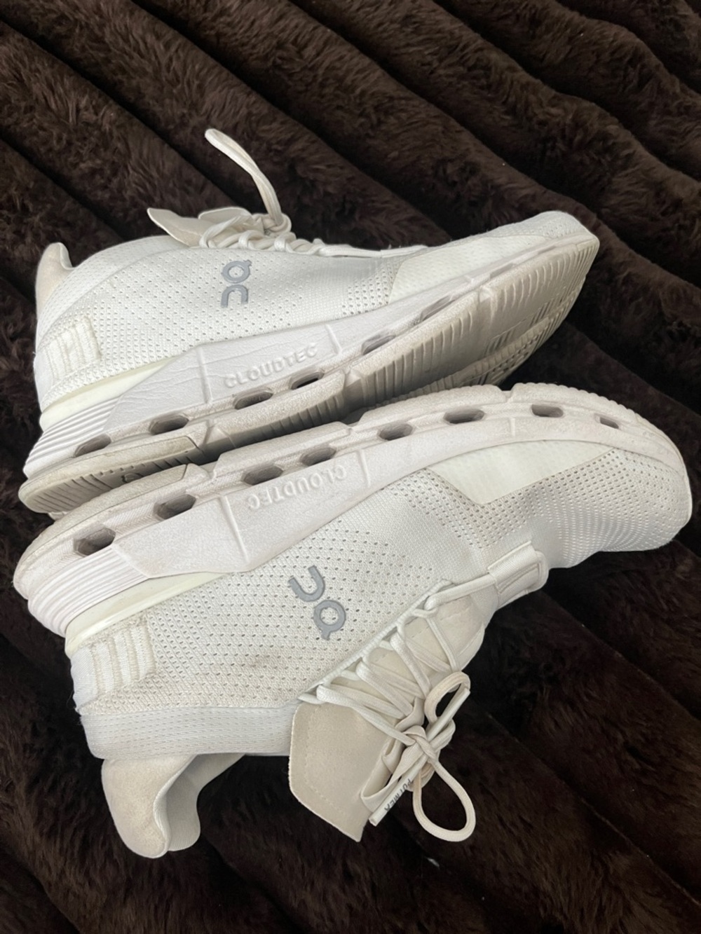 On Cloudtec Women's Athletic Running Shoes in White - Picture 8 of 11